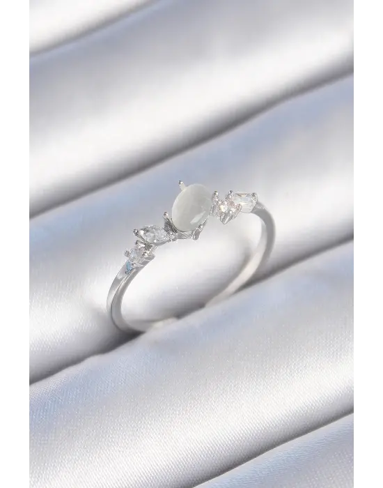  Gümüş Zirkon Taşlı Oval Beyaz Mineli Çelik Yüzük