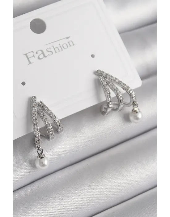  Gümüş Zirkon Taşlı Pençe Model İnci Detay Çelik Küpe