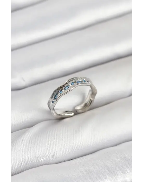 Pirinç Gümüş Renk Zirkon Taşlı Vintage Kadın Yüzük