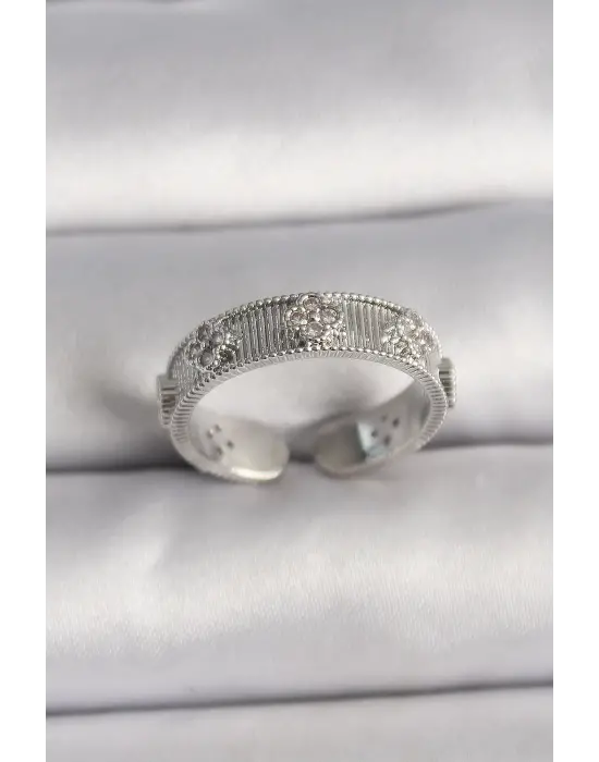  Gümüş Zirkon Taşlı Yanca İşlemeli Ayarlanabilir Yüzük