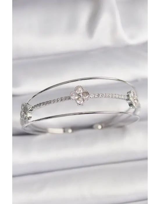Pirinç Gümüş Renk Zirkon Taşlı Yonca Model Kadın Bileklik