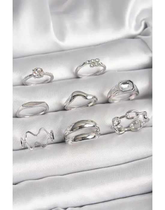 Pirinç Gümüş Renk Zirkon Taşlı Zincir Model Detay Kadın Yüzük Kombini