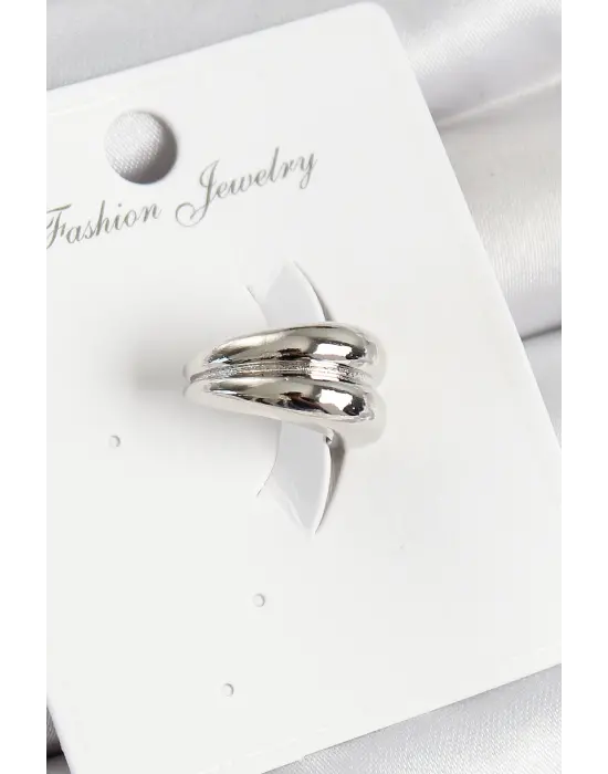 Pirinç Halka Model Gümüş Renk Sağ Kıkırdak Küpe