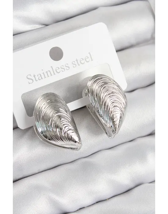 Pirinç İstiridye Model Gümüş Renk Kadın Küpe