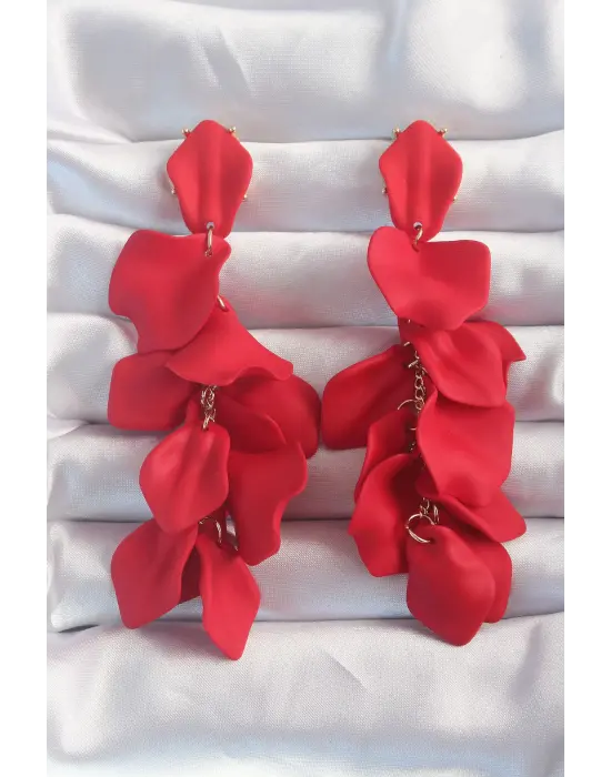  Kırmızı Renk Sallantılı Yaprak Model Küpe