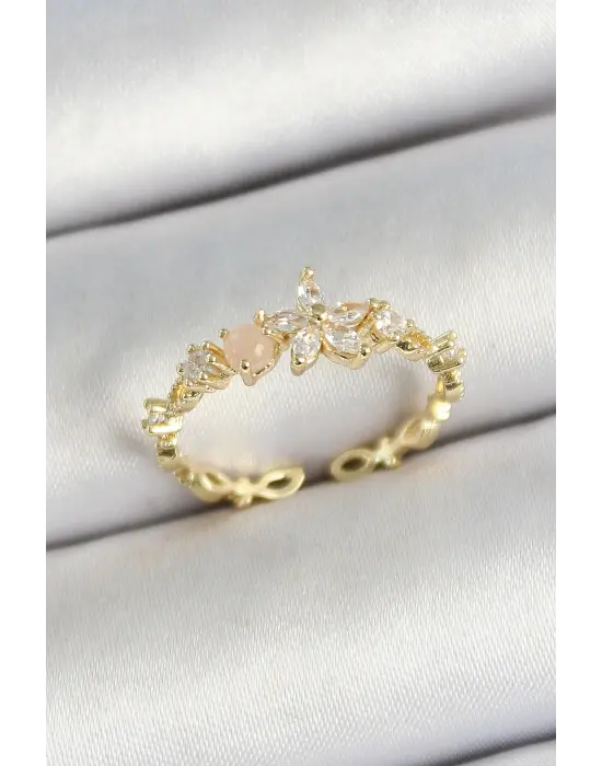 Pirinç Papatya Figürlü Zirkon Taşlı Gold Renk Ayarlanabilir Kadın Yüzük