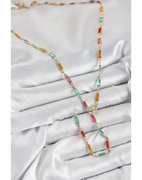 Pirinç Renkli Zirkon Taşlı Dikdörtgen Model Gold Renk Kadın Y Kolye