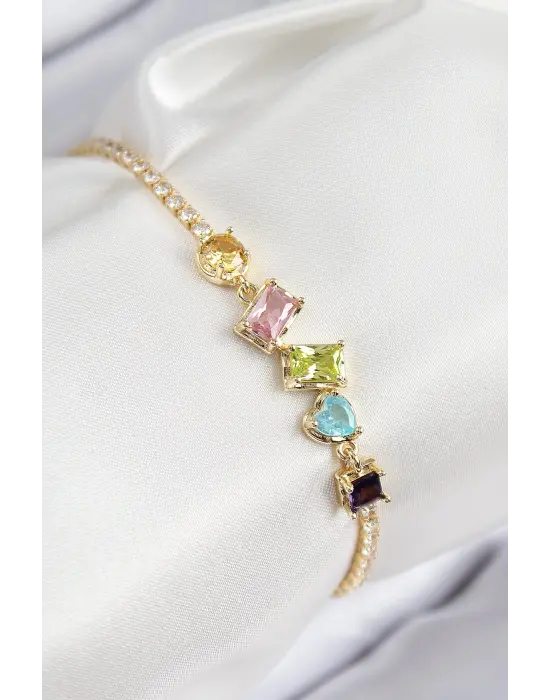 Pirinç Renkli Zirkon Taşlı Geometrik Model Gold Renk Kadın Bileklik