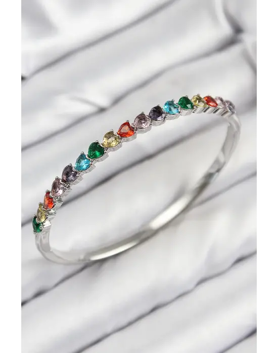 Pirinç Renkli Zirkon Taşlı Kalp Model Gümüş Renk Kadın Kelepçe