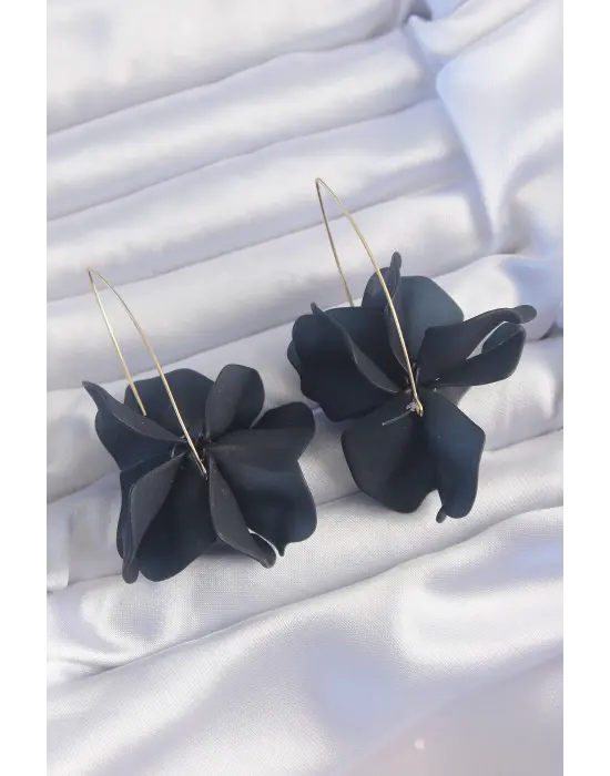  Siyah Renkli Flora Küpe