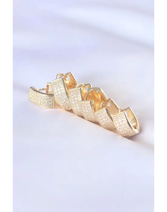  Taşlı Altın Oval Çoklu Küpe