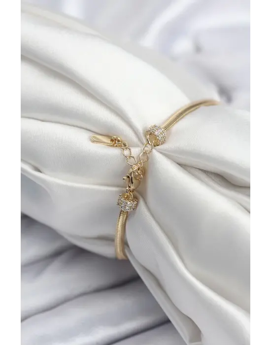 Pirinç VIP Seri Gold Renk Kutup Yıldızı Model Kadın Bileklik