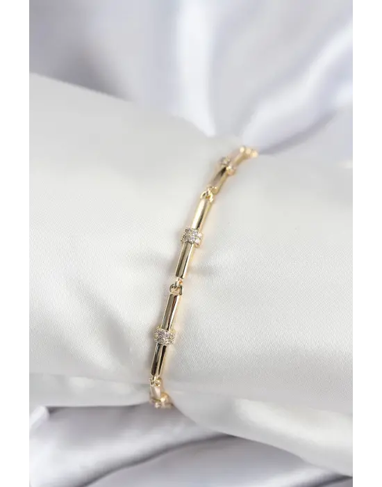 Pirinç VIP Seri Gold Renk Parçalı Model Zirkon Taşlı Kadın Bileklik