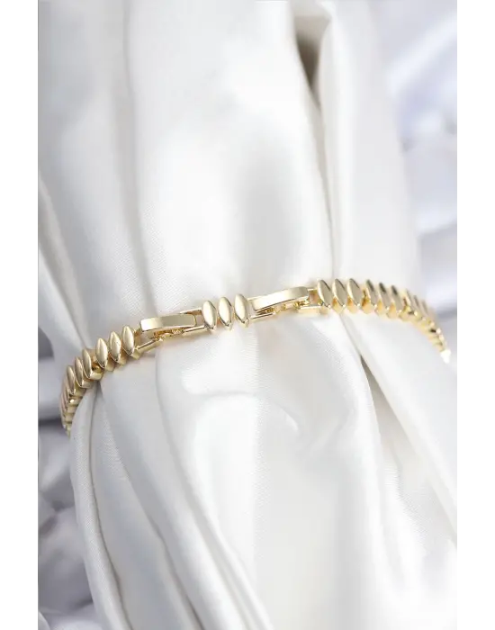 Pirinç VIP Seri Gold Renk Zirkon Taşlı Arpa Model Kadın Bileklik