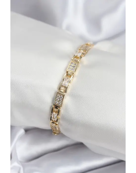 Çelik VIP Seri Gold Renk Zirkon Taşlı Model Kadın Bileklik