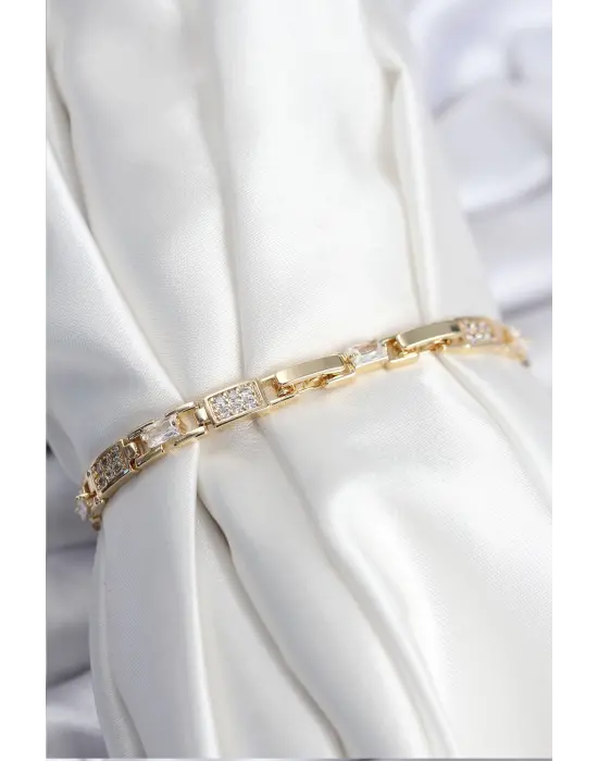 Çelik VIP Seri Gold Renk Zirkon Taşlı Model Kadın Bileklik