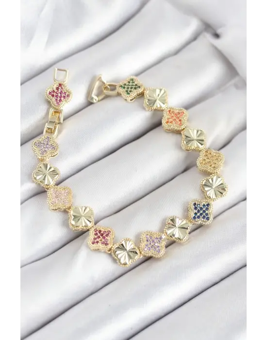 Pirinç VIP Seri Yonca Zirkon Taşlı Kadın Bileklik