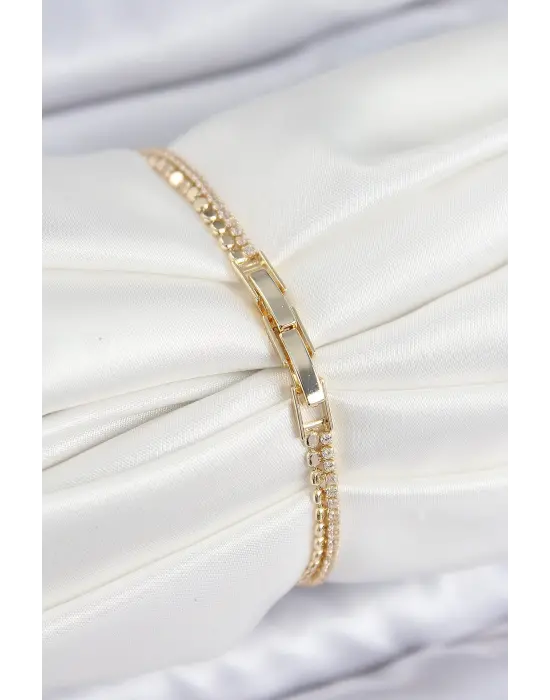 Pirinç Zirkon Taşlı Ezme Zincirli Baget Model Gold Renk Kadın Bilekilk