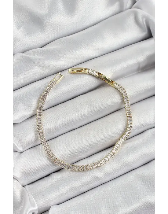 Pirinç Zirkon Taşlı İnce Su Yolu Model Gold Renk Kadın Bileklik