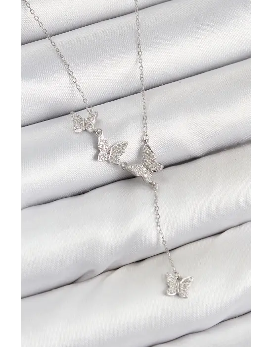 Pirinç Zirkon Taşlı Kelebek Model Gümüş Renk Kadın Kolye