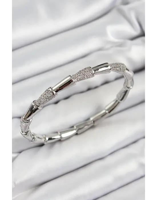 Pirinç Zirkon Taşlı Kemik Model Gümüş Renk Vip Kadın Bileklik