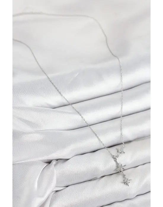 Pirinç Zirkon Taşlı Kutup Yıldızı Model Gümüş Renk Kadın Kolye