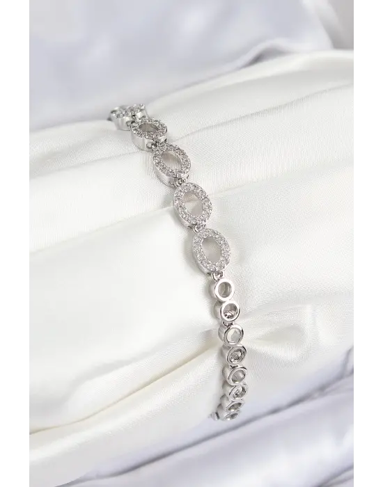 Pirinç Zirkon Taşlı Oval Model Gümüş Renk Kadın Bileklik