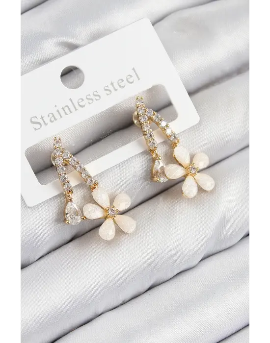 Pirinç Zirkon Taşlı Papatya Model Gold Renk Kadın Küpe