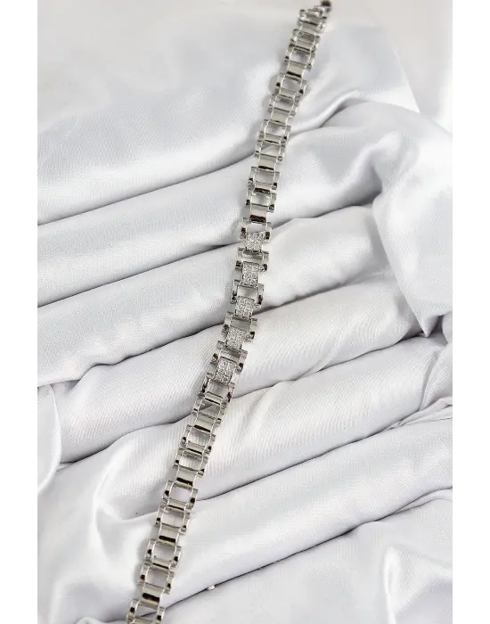 Pirinç Zirkon Taşlı Parçalı Model Gümüş Renk Kadın Bileklik