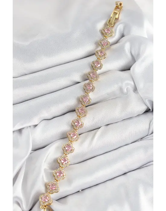 Pirinç Zirkon Taşlı Pembe Yonca Baget Model Gold Renk VIP Seri Kadın Bileklik