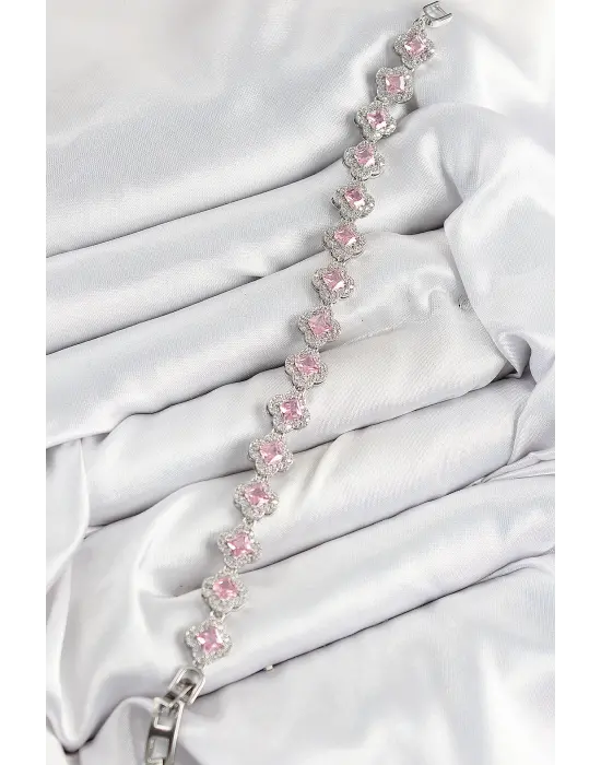 Pirinç Zirkon Taşlı Pembe Yonca Baget Model Gümüş Renk VIP Seri Kadın Bileklik