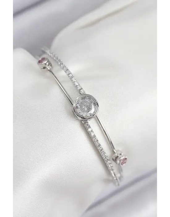 Pirinç Zirkon Taşlı Pırlanta Model Gümüş Renk Kadın Bileklik