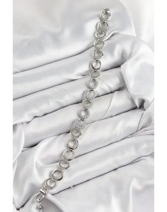 Pirinç Zirkon Taşlı Sıralı Halka Model Gümüş Renk Kadın Bileklik