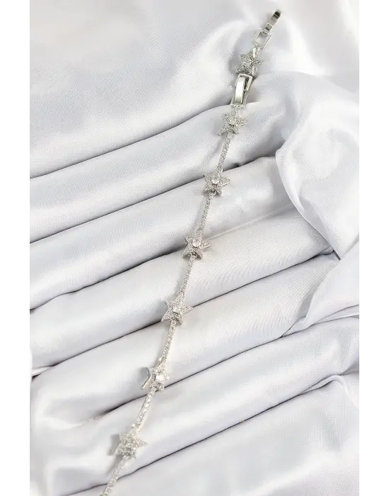 Pirinç Zirkon Taşlı Sıralı Yıldız Model Gümüş Renk Kadın Bileklik