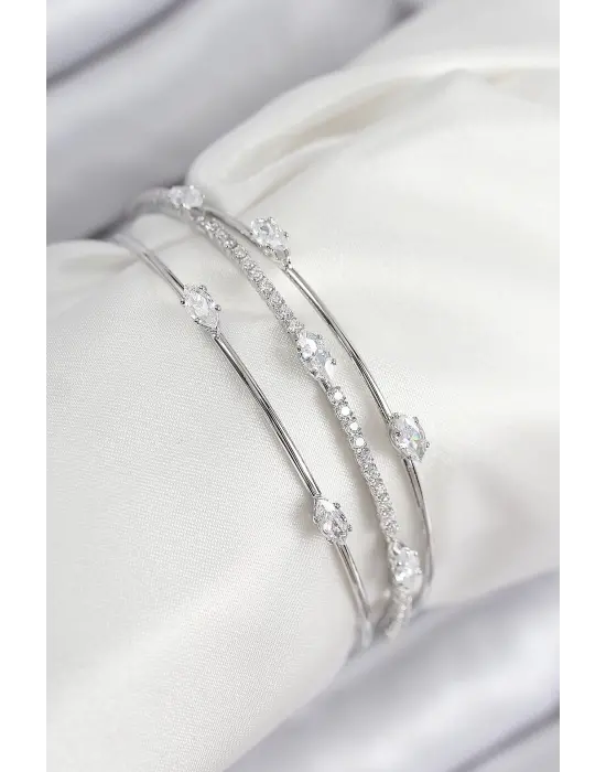 Pirinç Zirkon Taşlı Su Yolu Model Gümüş Renk Kadın Bileklik