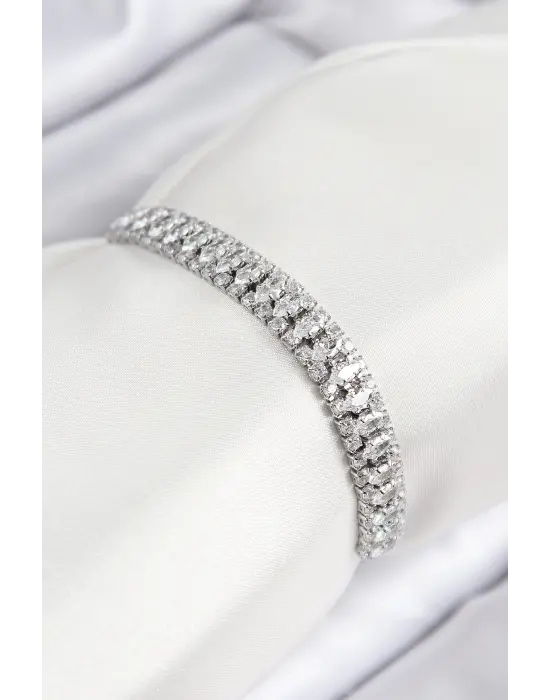 Pirinç Zirkon Taşlı Tennıs Model Gümüş Renk Asansörlü Kadın Bileklik