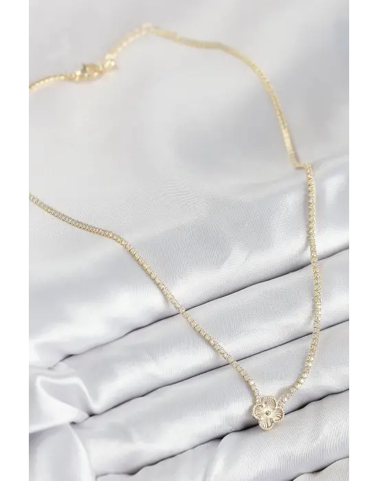 Pirinç Zirkon Taşlı Yonca Model Gold Renk Kadın Kolye
