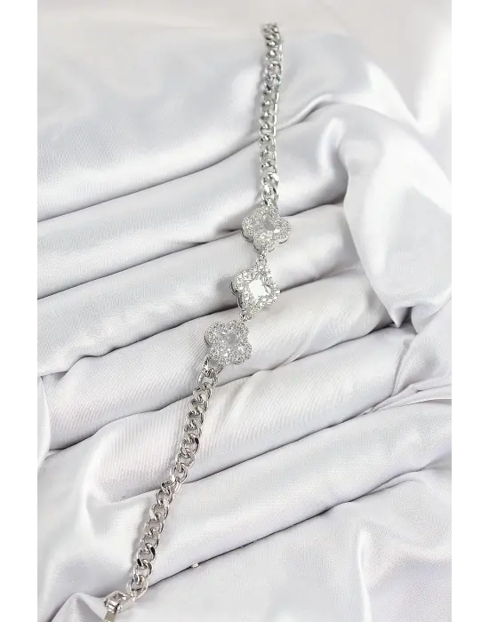 Pirinç Zirkon Taşlı Yonca Model Gümüş Renk Kadın Bileklik