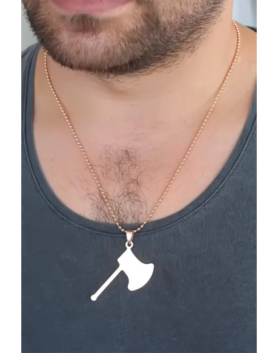 Rose Renk Metal Balta Figürlü Erkek Kolye