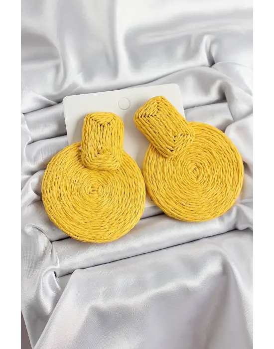 Sarı Daire Figürlü Hasır Örgü Model Gold Renk Kadın Küpe