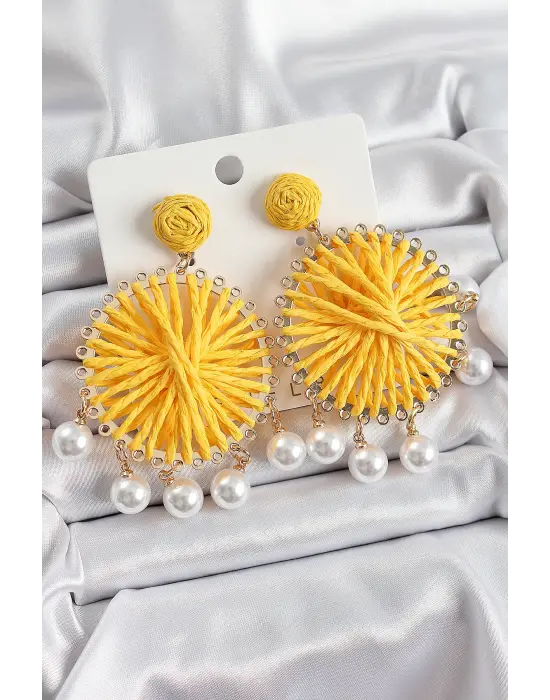 Sarı Hasır Örgü Sarmal Model Sallantılı İnci Detaylı Gold Renk Kadın Küpe