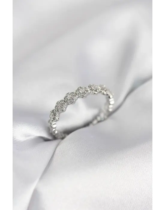 Sıralı Çiçek Model Gümüş Renk Zirkon Taşlı Kadın Yüzük