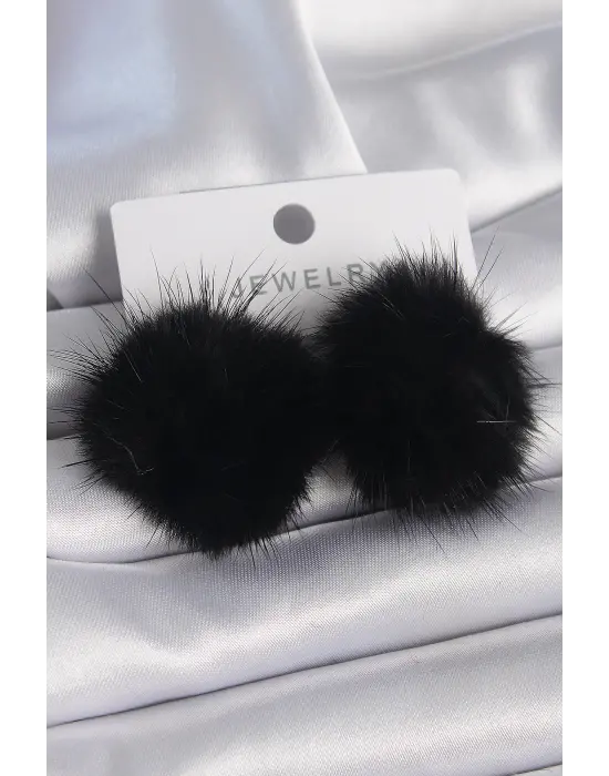 Siyah Renk Tüylü Ponpon Model Çelik Küpe