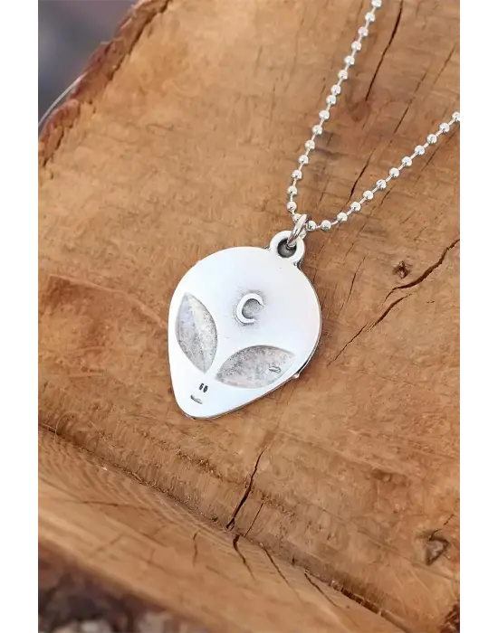 Top Zincirli Alien Tasarım Eskitme Gümüş Renk Kolye