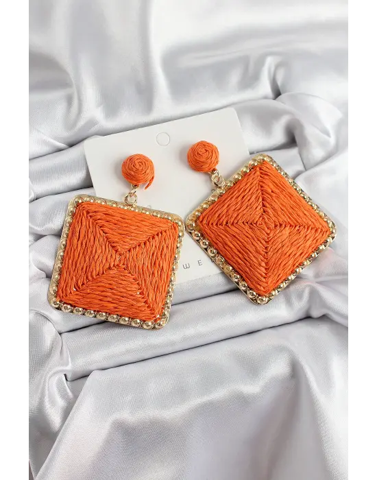 Turuncu Kare Figürlü Hasır Örgü Model Gold Renk Kadın Küpe