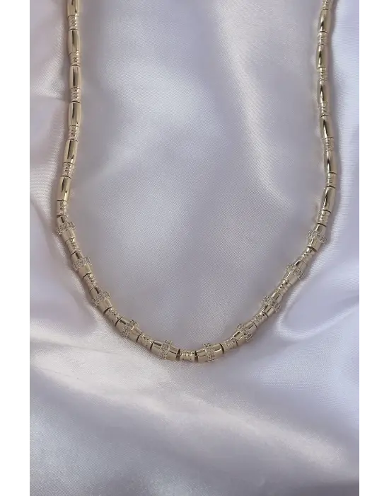 Vip Seri Pirinç Altın  Zirkon Taş Detaylı Serenay Çelik Kolyesi