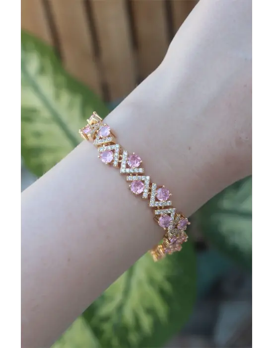 Vip Seri Pirinç Pembe Zirkon Taşlı Gold Renk V Model Bileklik