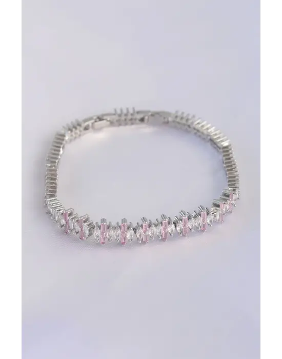 Vip Seri Pirinç Pembe Zirkon Taşlı Gümüş Renk Baget Model Bileklik