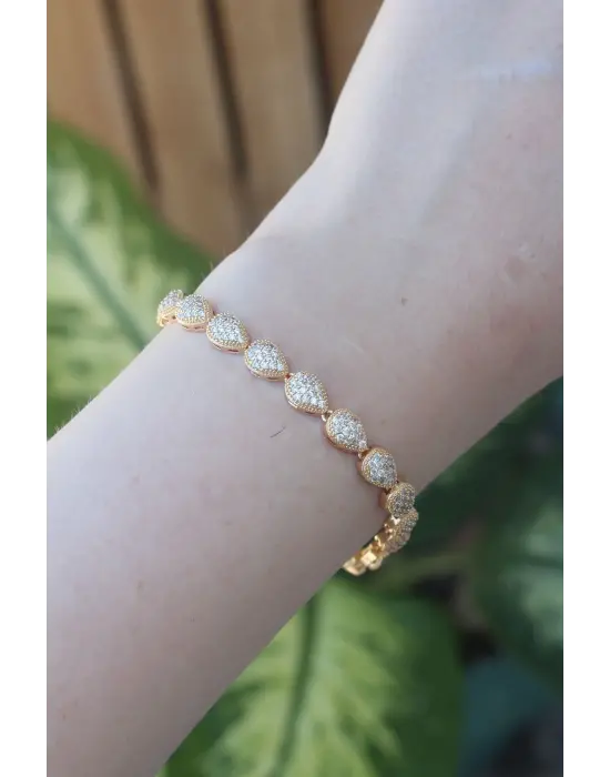 Vip Seri Pirinç Zirkon Taşlı Gold Renk Damla Model Bileklik