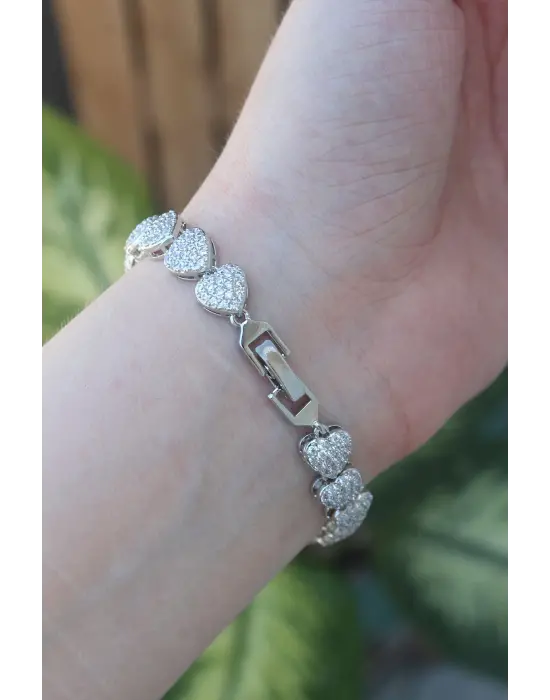 Vip Seri Pirinç Zirkon Taşlı Gümüş Renk Kalp Model Bileklik